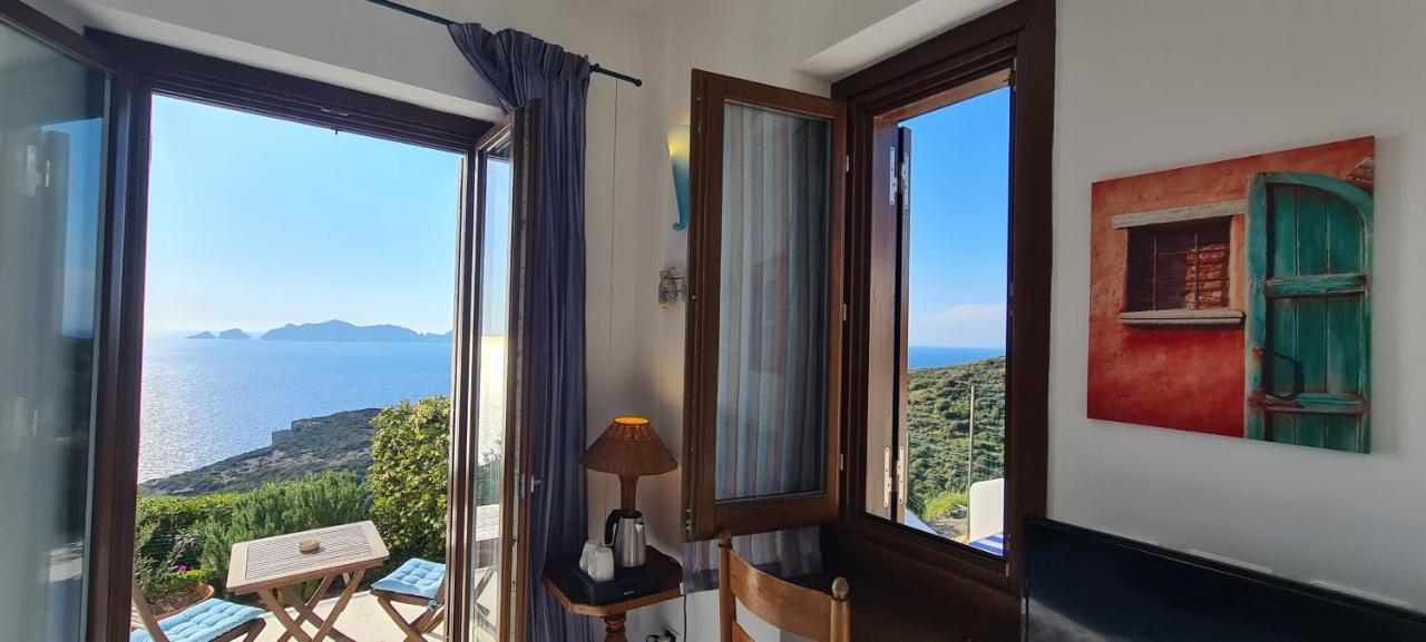 Guest House Villa Il Gabbiano Ponza Buitenkant foto