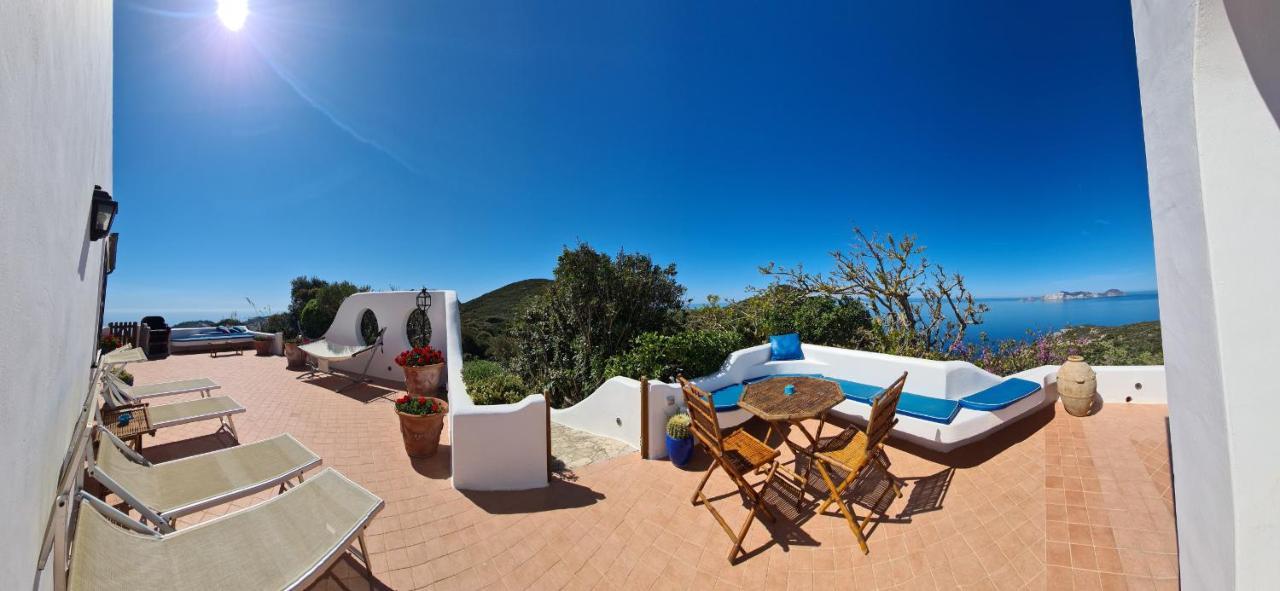 Guest House Villa Il Gabbiano Ponza Buitenkant foto