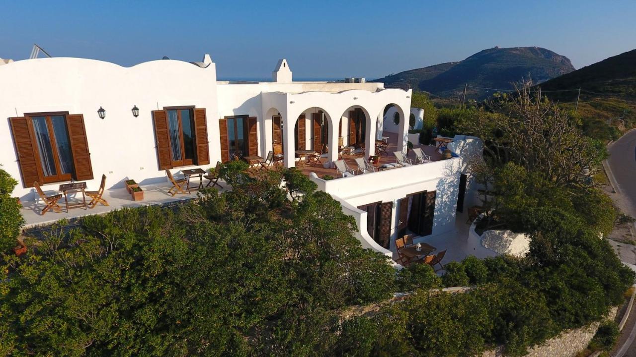 Guest House Villa Il Gabbiano Ponza Buitenkant foto