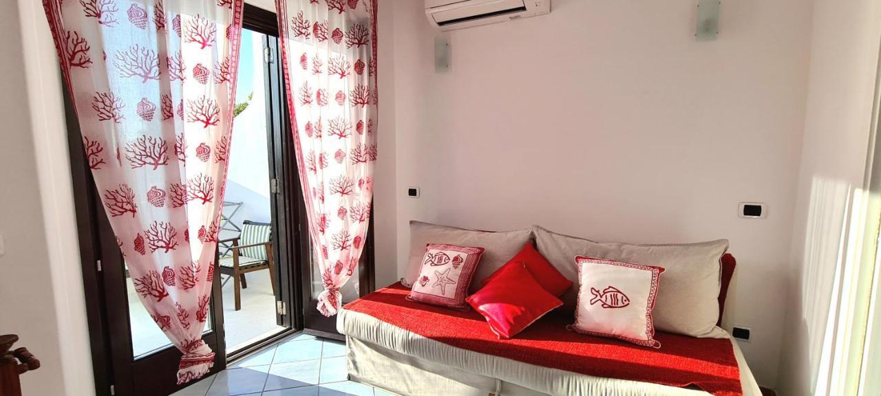 Guest House Villa Il Gabbiano Ponza Buitenkant foto