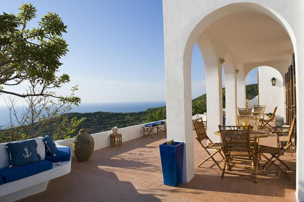 Guest House Villa Il Gabbiano Ponza Buitenkant foto
