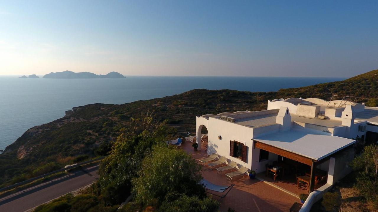 Guest House Villa Il Gabbiano Ponza Buitenkant foto