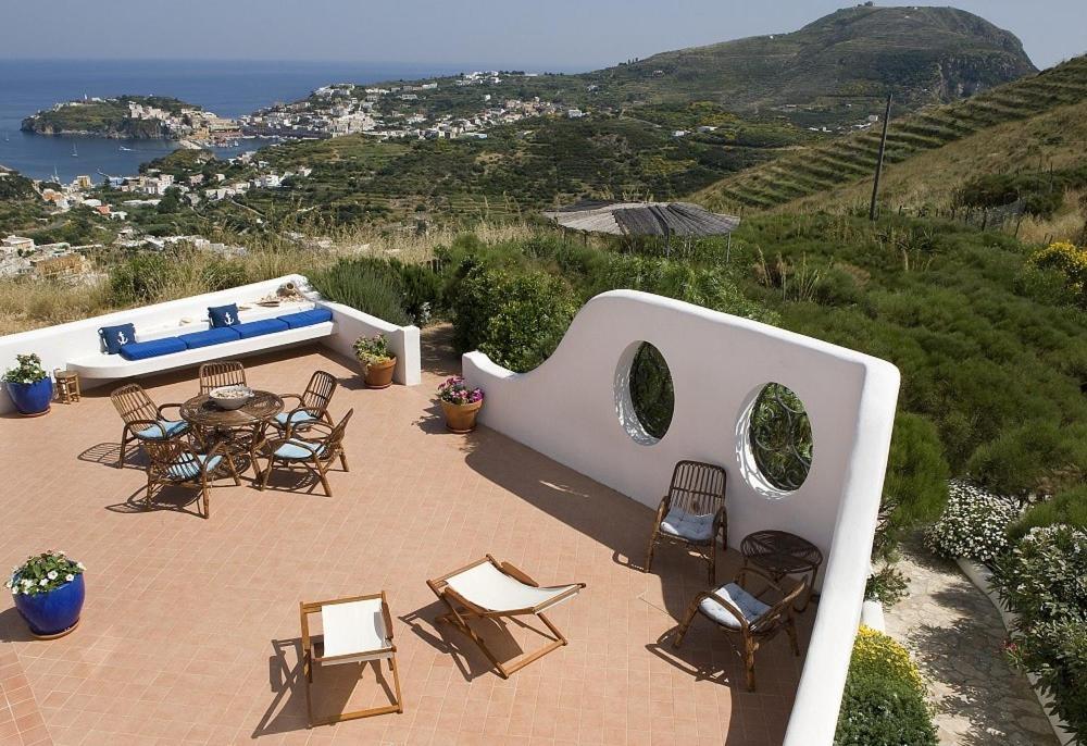Guest House Villa Il Gabbiano Ponza Buitenkant foto