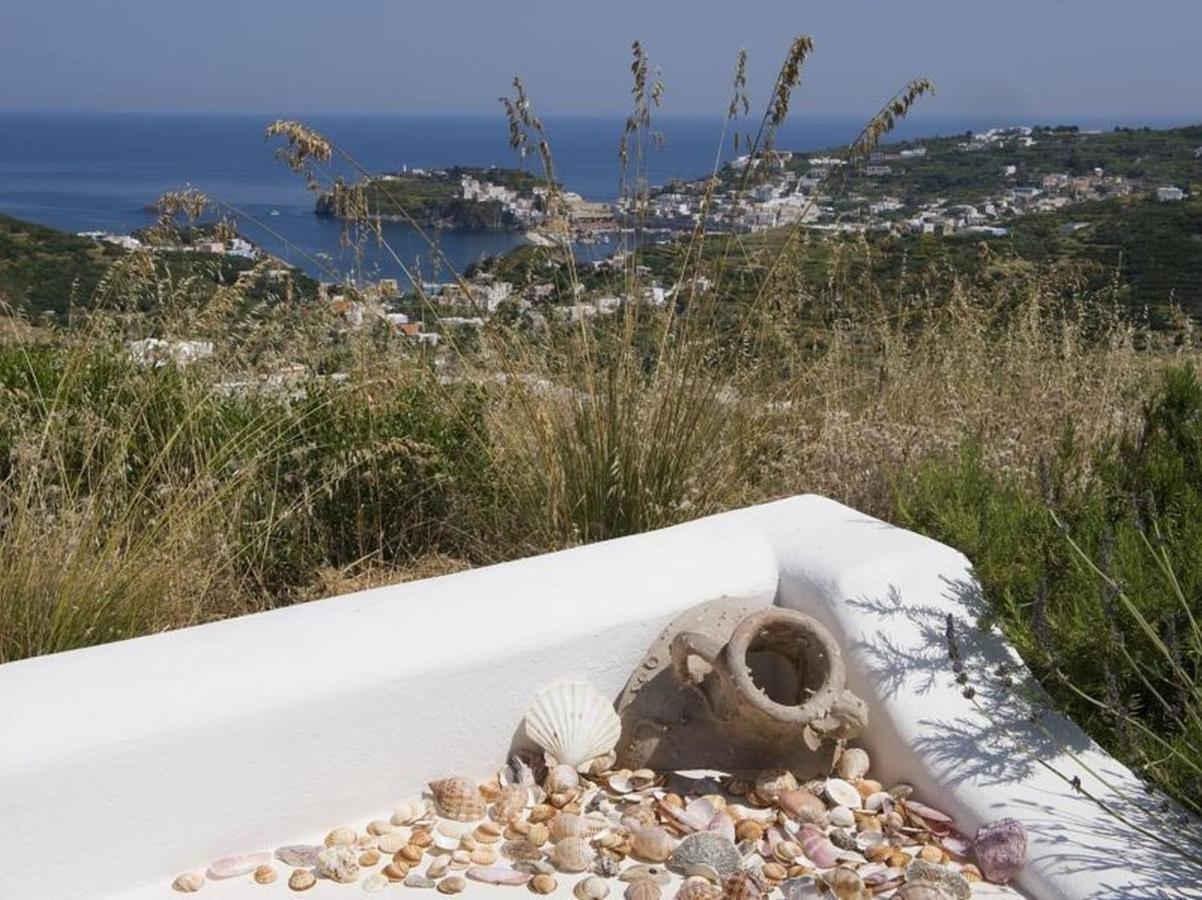 Guest House Villa Il Gabbiano Ponza Buitenkant foto