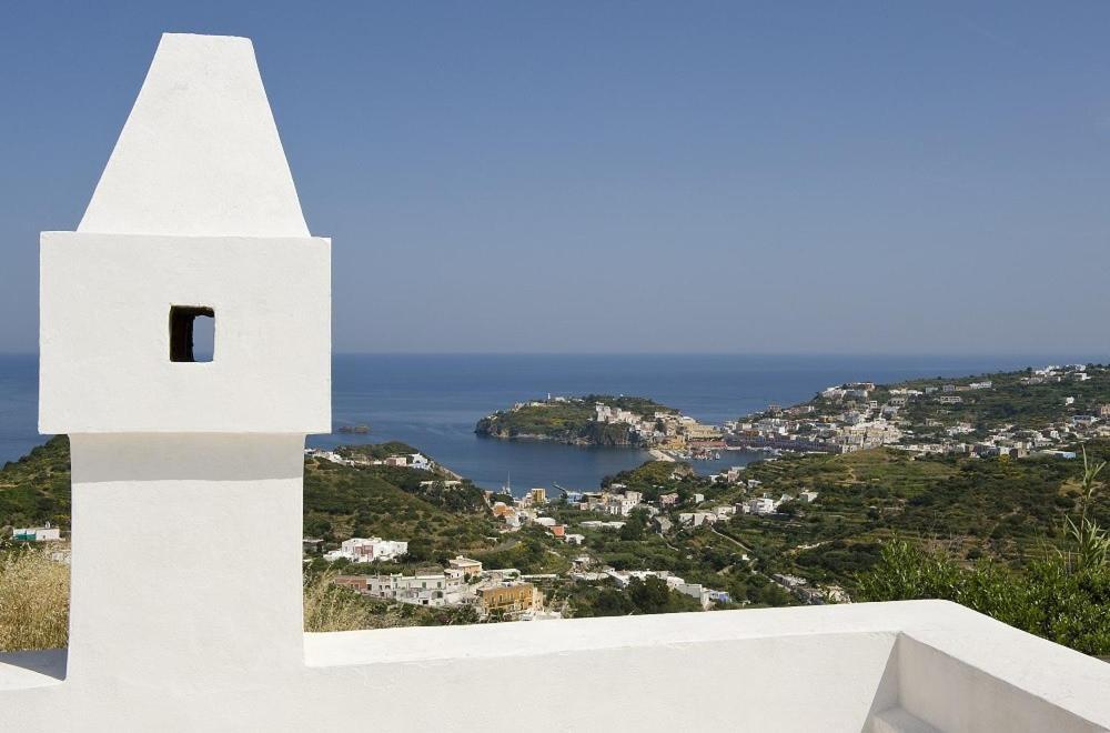 Guest House Villa Il Gabbiano Ponza Buitenkant foto