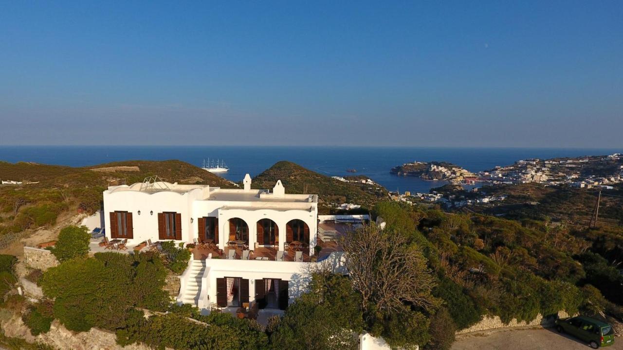 Guest House Villa Il Gabbiano Ponza Buitenkant foto