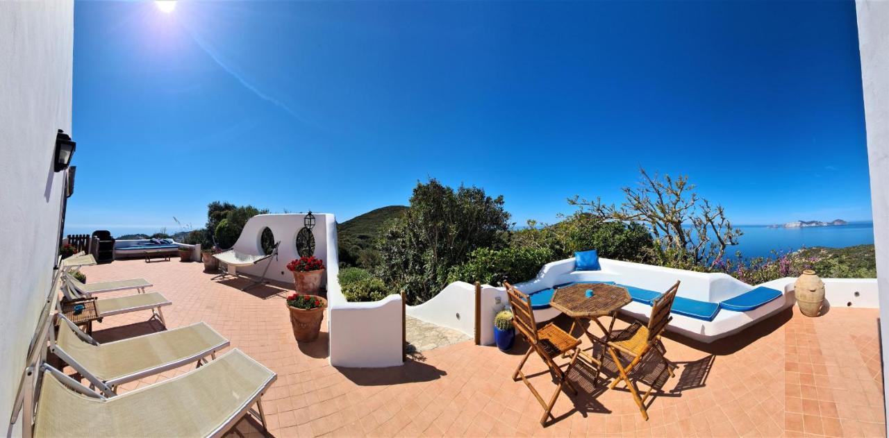 Guest House Villa Il Gabbiano Ponza Buitenkant foto